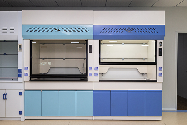 Fume Hoods & Ventilation Systems