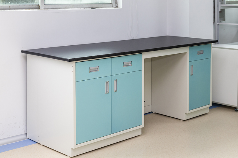 Lab Table With Cabinet